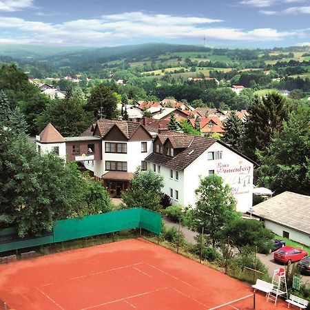 Akzent Hotel Haus Sonnenberg Schotten Extérieur photo